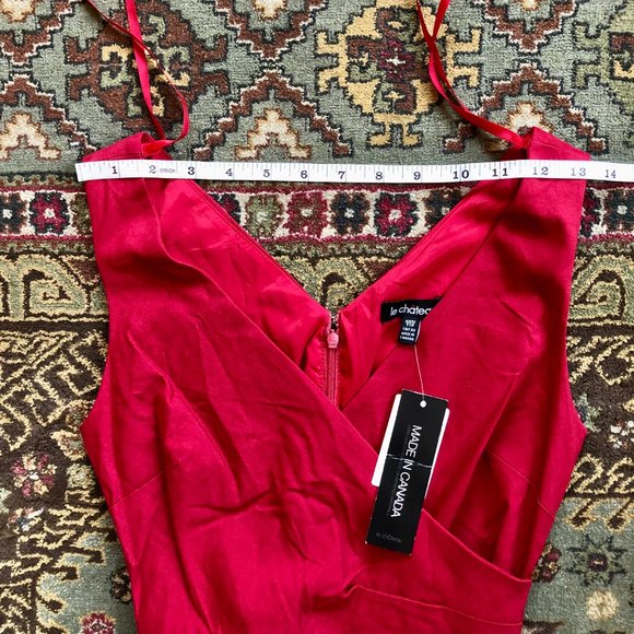 *NWT* Red V-Neck Sleeveless Fitted Dress - Made in Canada - XXS - Picture 13 of 16